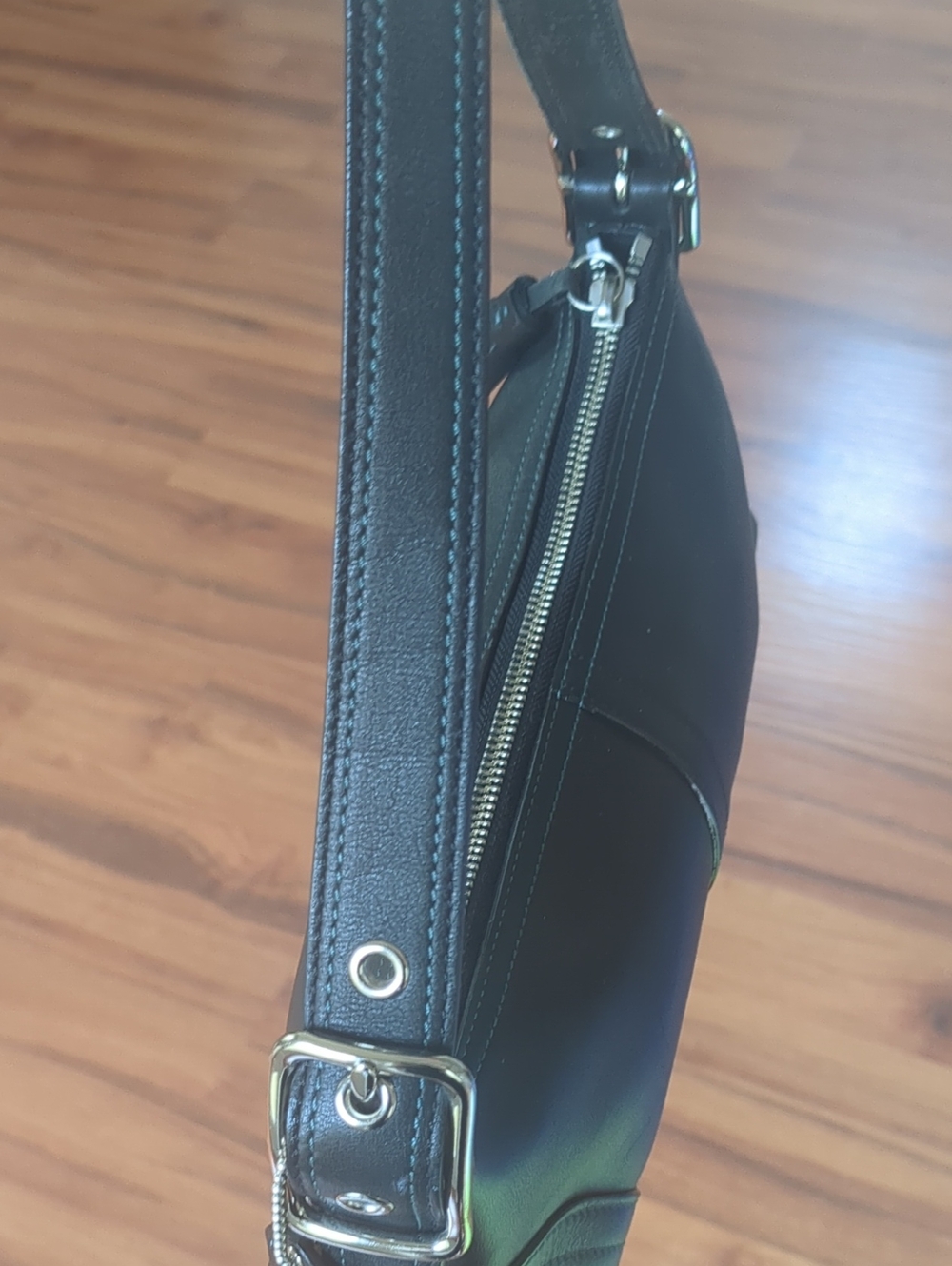 Vintage Coach  Baguette Shoulder Bag - Picture 10 of 14